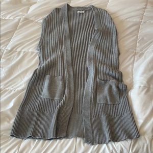 Gray sweater with pockets